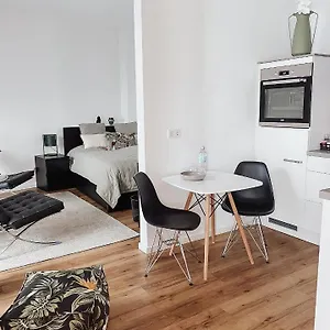 Burg 9 Boardinghouse Düsseldorf